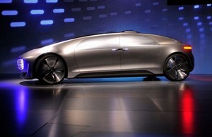 Mercedes-Benz F015 Luxury in Motion — автомобиль из будущего.
